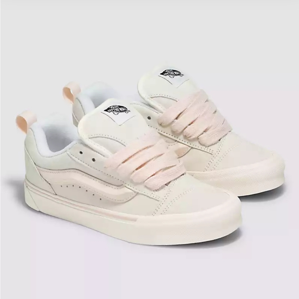 VANS Knu skool pastel shoe 6.5 ...✨